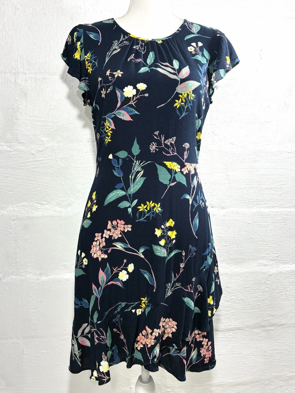 BANANA REPUBLIC FLORAL A LINE TIERED DRESS